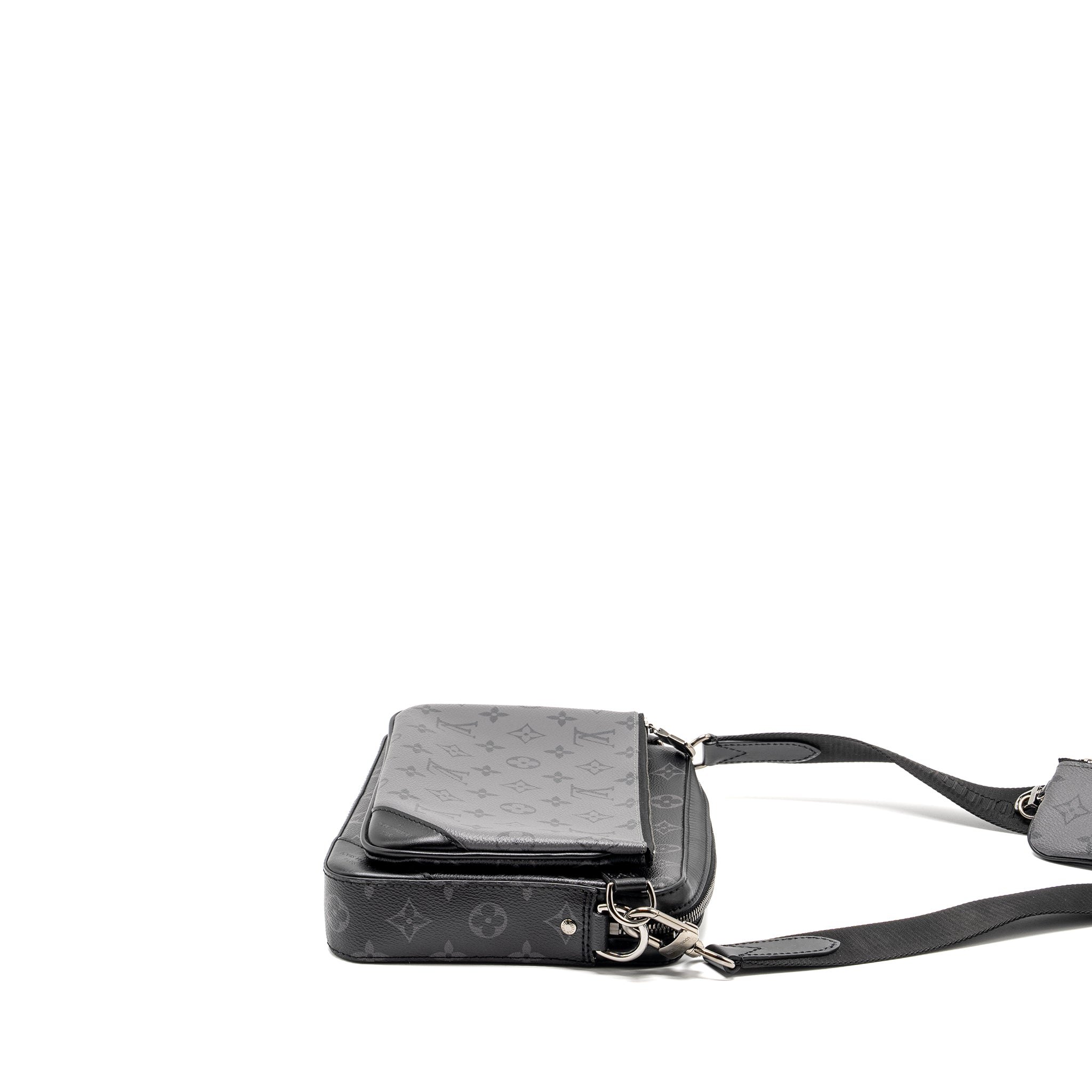 louis-vuitton-trio-messanger-monogram-eclipse-canvas-black-black-hardware