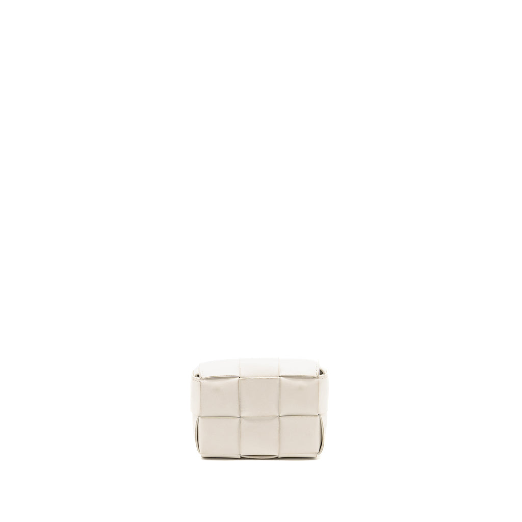bottega-veneta-intreccio-cassette-mini-bag-lambskin-white