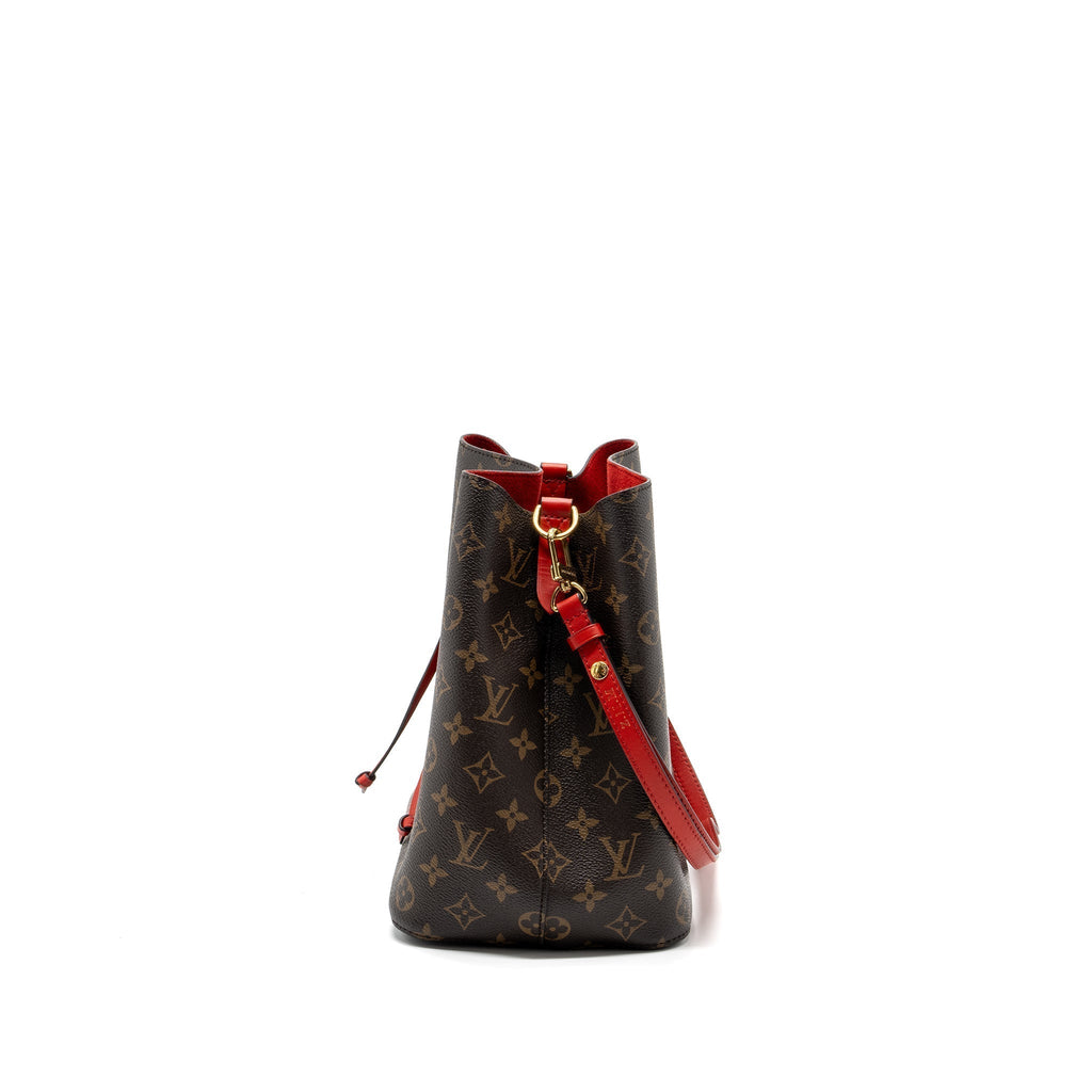 louis-vuitton-neonoe-monogram-canvas-red-ghw-1