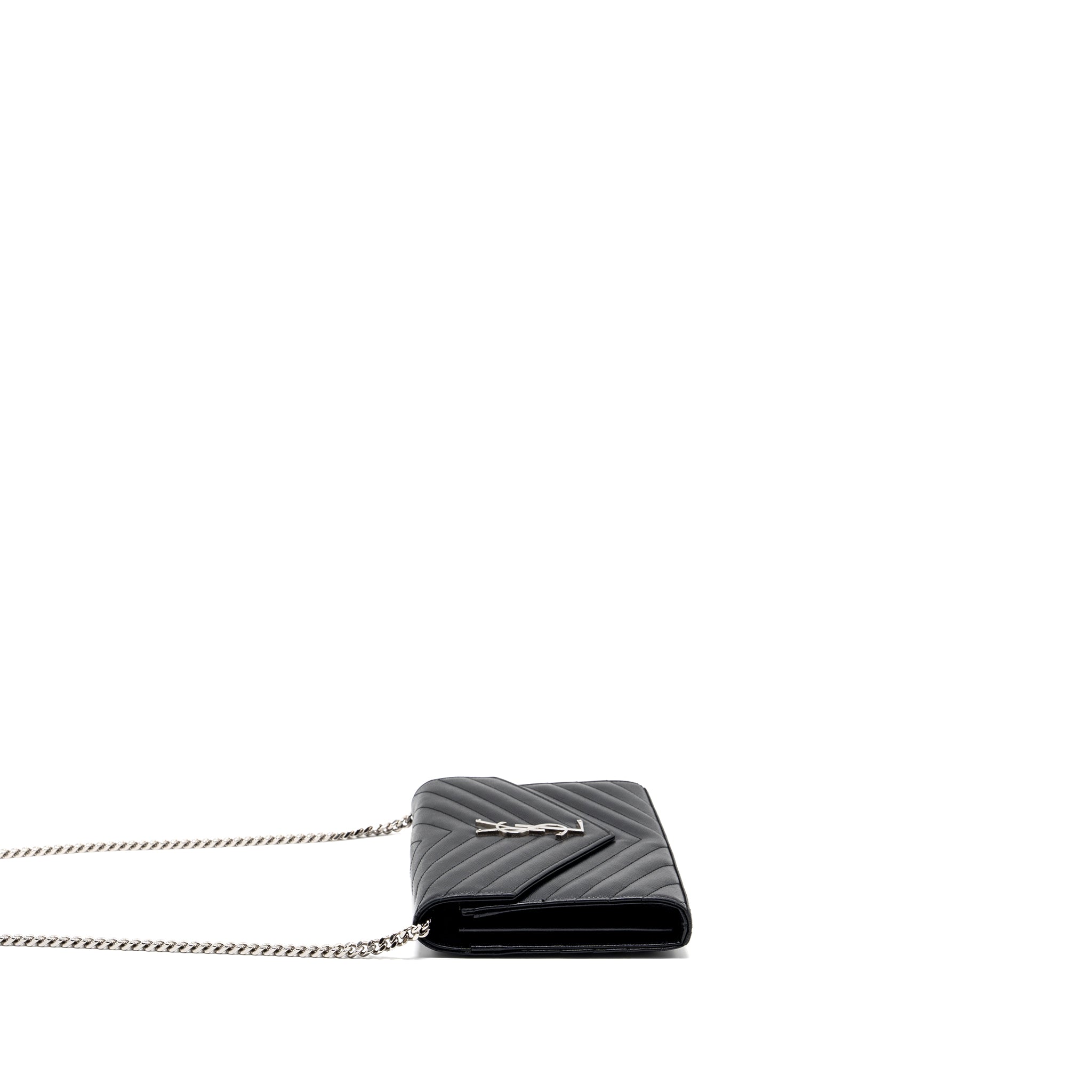 saint-laurent-envelop-chain-bag-grained-calfskin-black-shw
