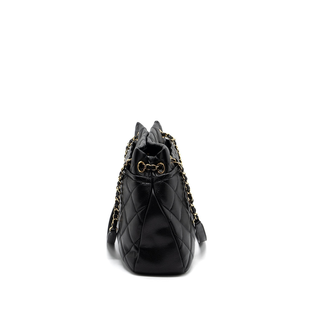chanel-matelasse-chain-tote-bag-caviar-black-ghw-2