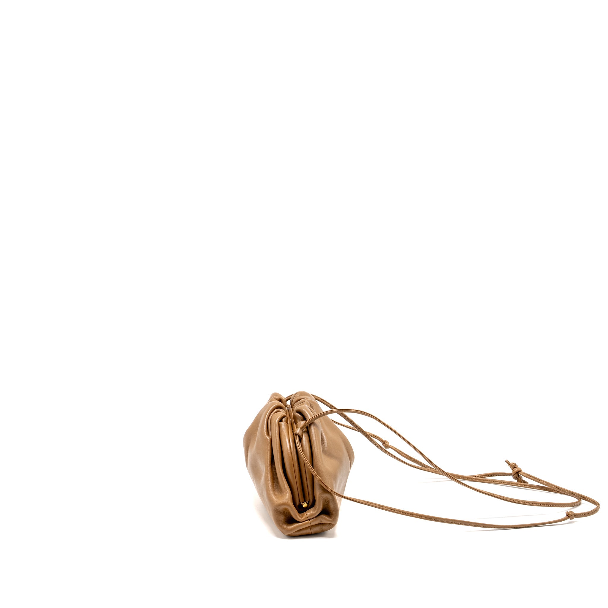 bottega-veneta-mini-the-pouch-smooth-calfskin-caramel-ghw