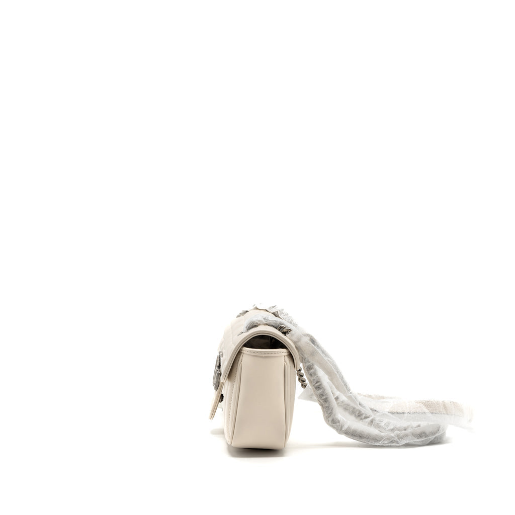 gucci-mini-marmont-calfskin-leather-cream-shw