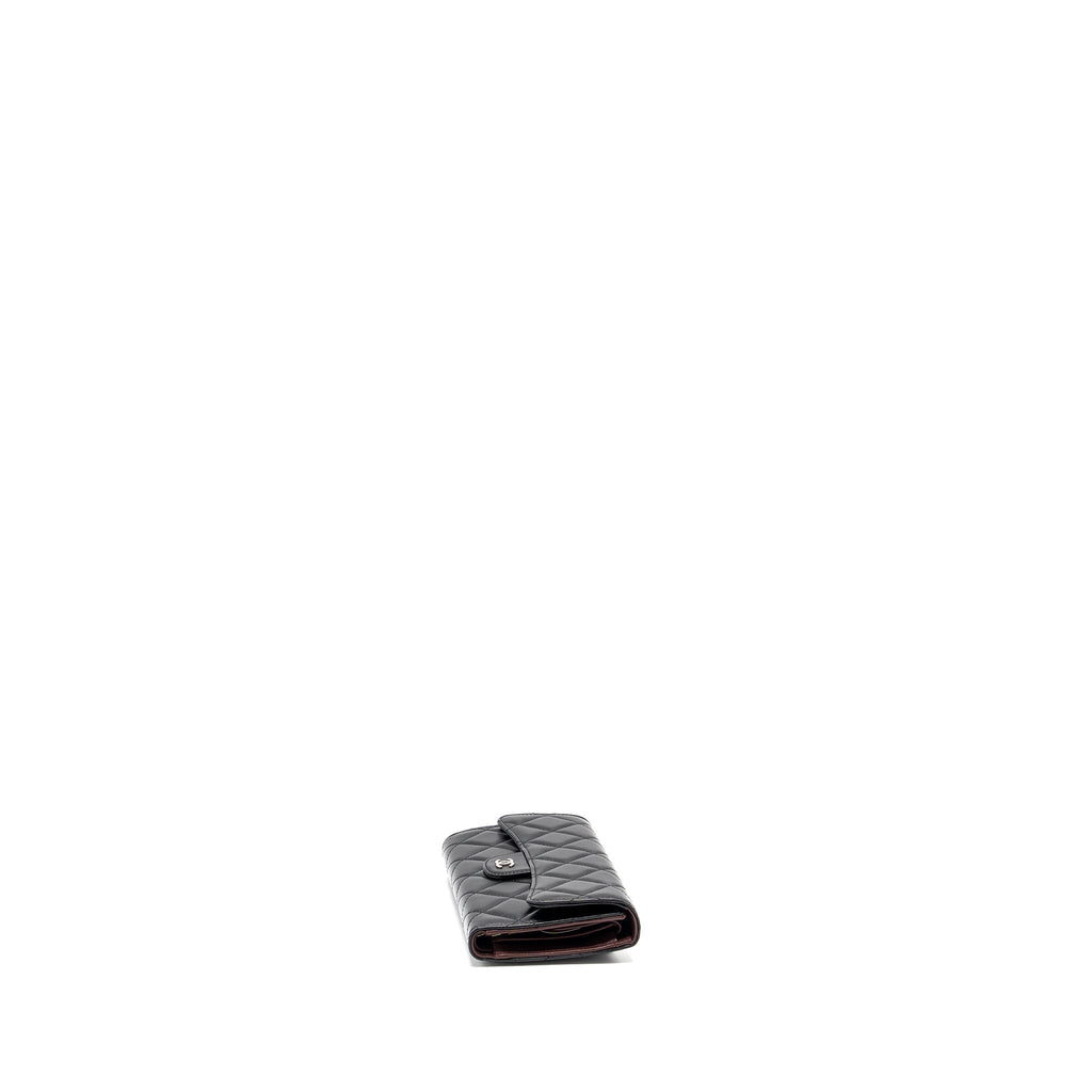 chanel-classic-compact-long-wallet-lambskin-shw