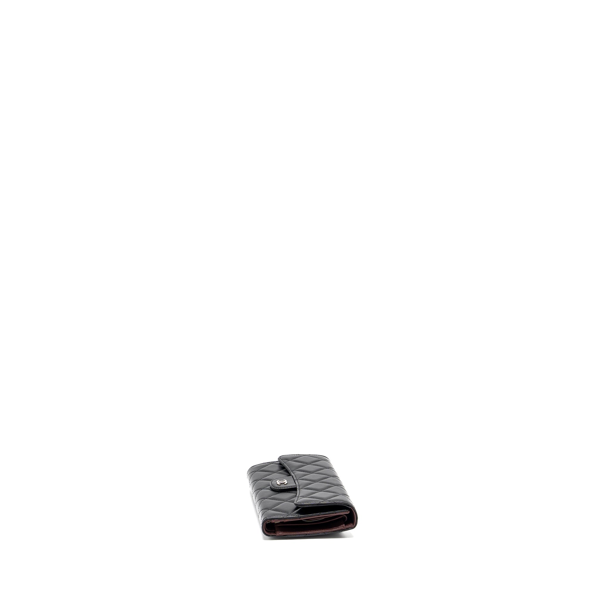 chanel-classic-compact-long-wallet-lambskin-shw