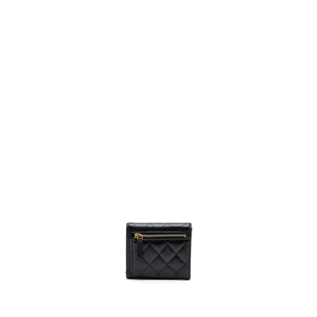 chanel-classic-compact-wallet-caviar-black-ghwmicrochip