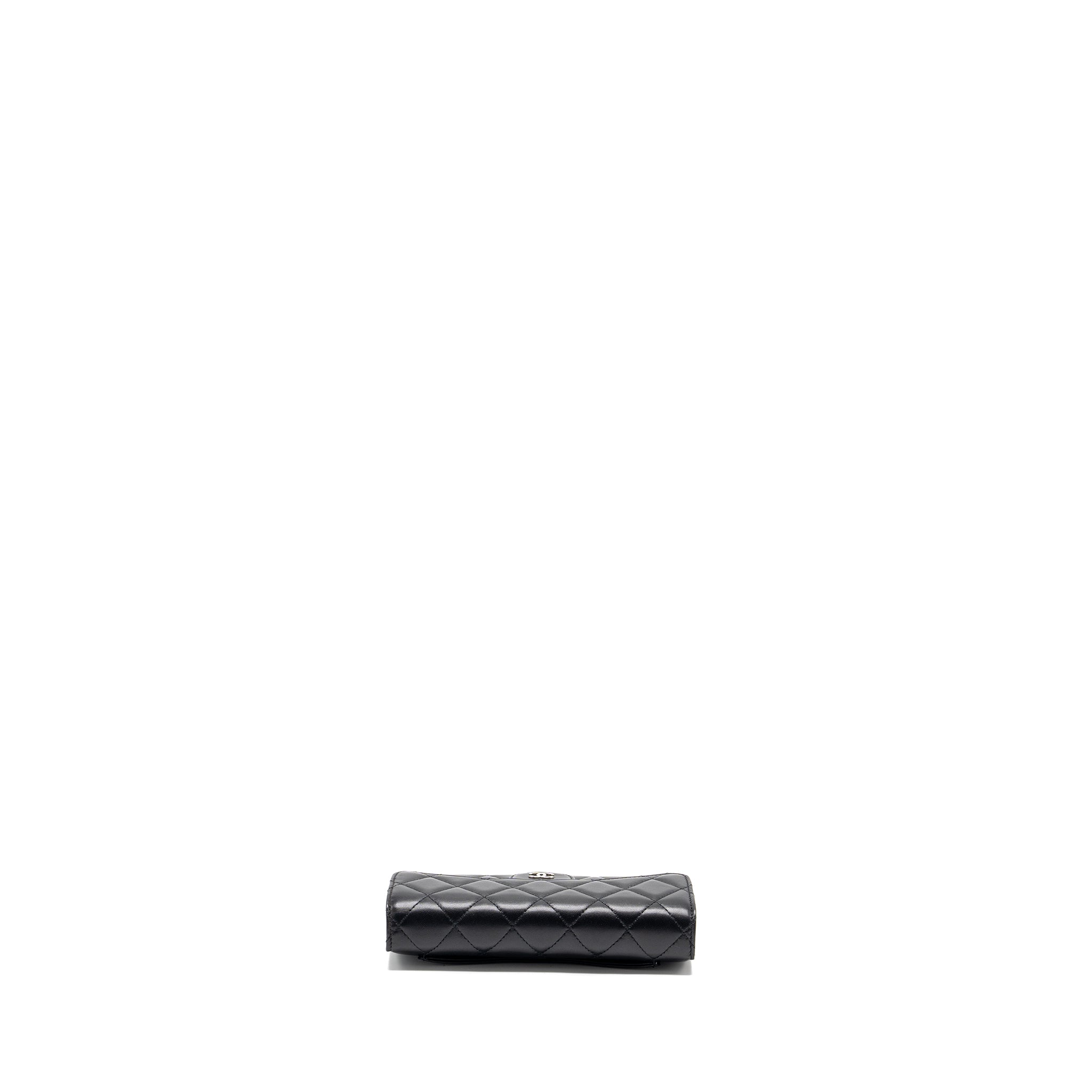 chanel-classic-compact-long-wallet-lambskin-shw