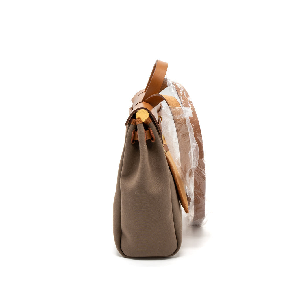 hermes-herbag-31-zip-bag-canvas-vache-hunter-etoupe-dune-fauve-ghw-stamp-u