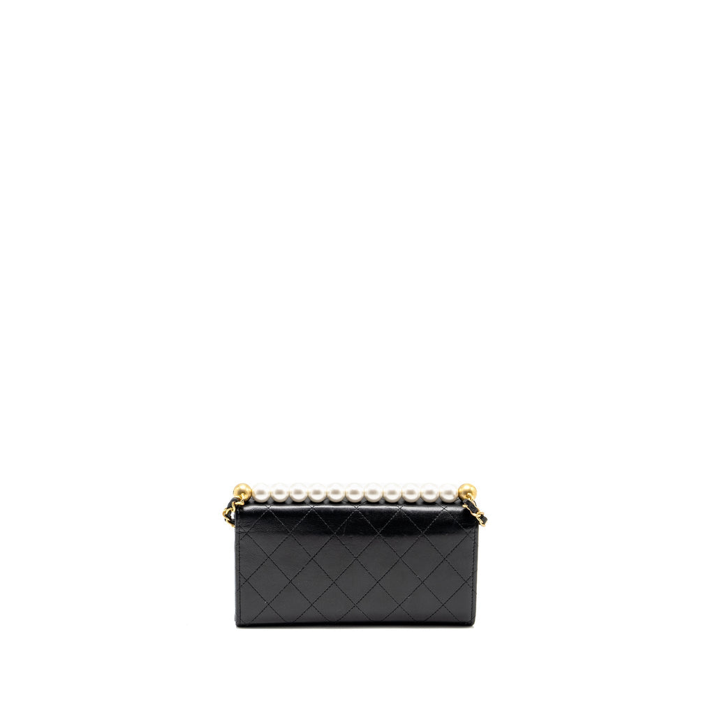 chanel-quilted-pearl-long-wallet-on-chain-goatskin-black-ghw