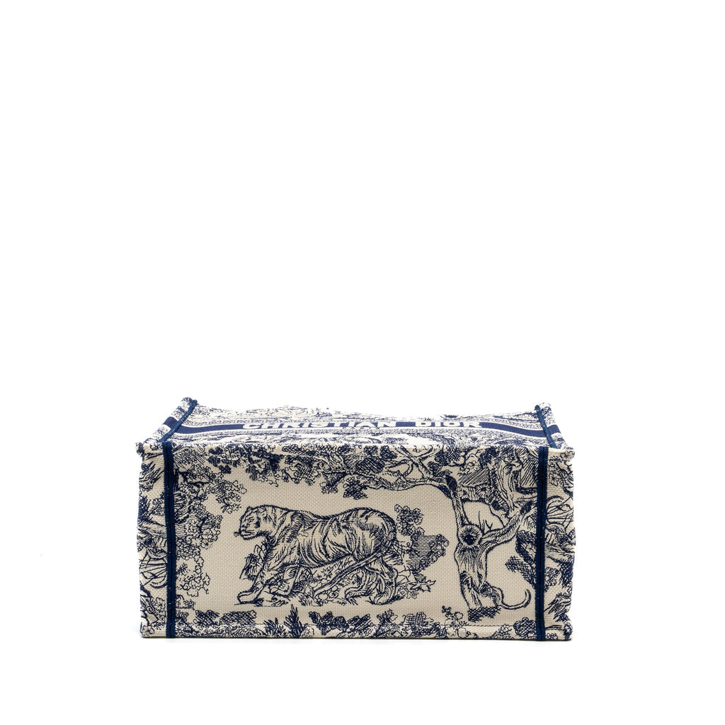 dior-medium-book-tote-blue-toile-de-jouy-embroidery-canvas