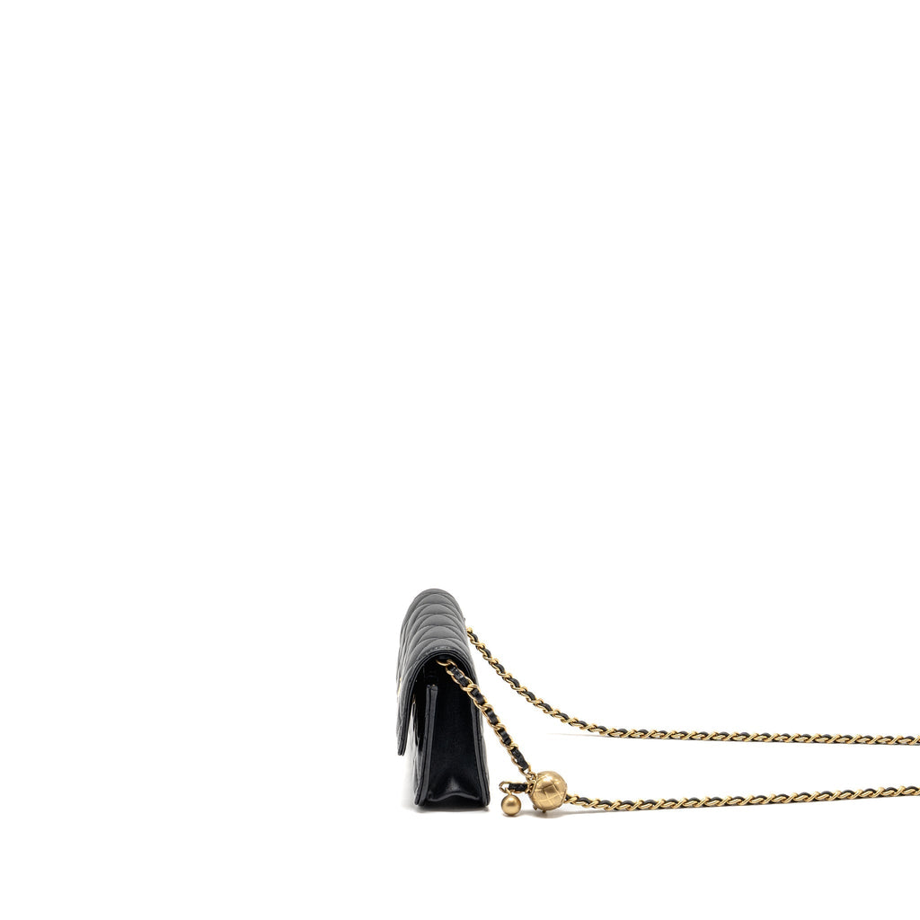 chanel-pearl-crush-mini-wallet-on-chain-lambskin-black-ghwmicrochip
