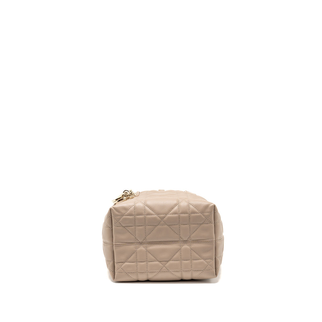 dior-small-toujours-tote-bag-macrocannage-calfskin-powder-beige-lghw