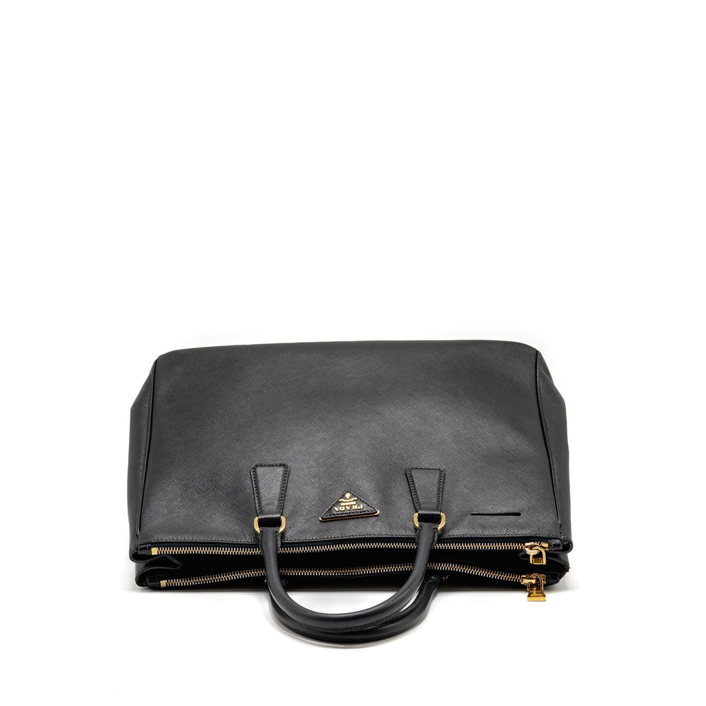 prada-saffiano-tote-bag-calfskin-black-ghw-2