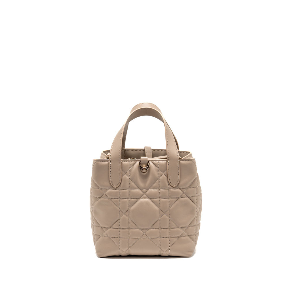 dior-small-toujours-tote-bag-macrocannage-calfskin-powder-beige-lghw