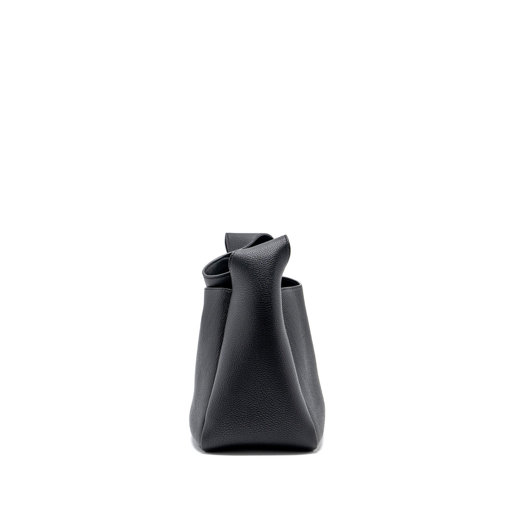 prada-medium-leather-tote-black-shw