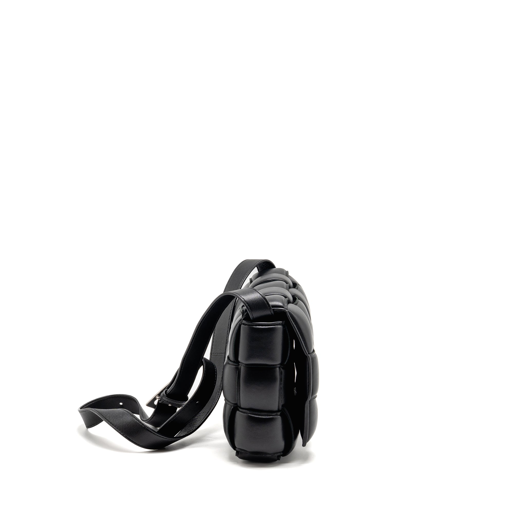 bottega-veneta-padded-cassette-lambskin-black-shw