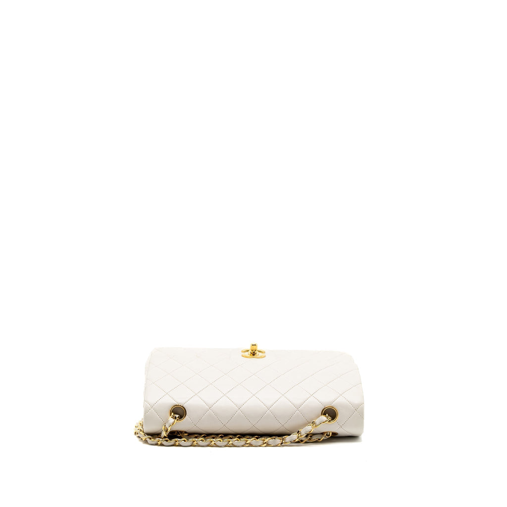 chanel-medium-classic-double-flap-bag-lambskin-white-ghw