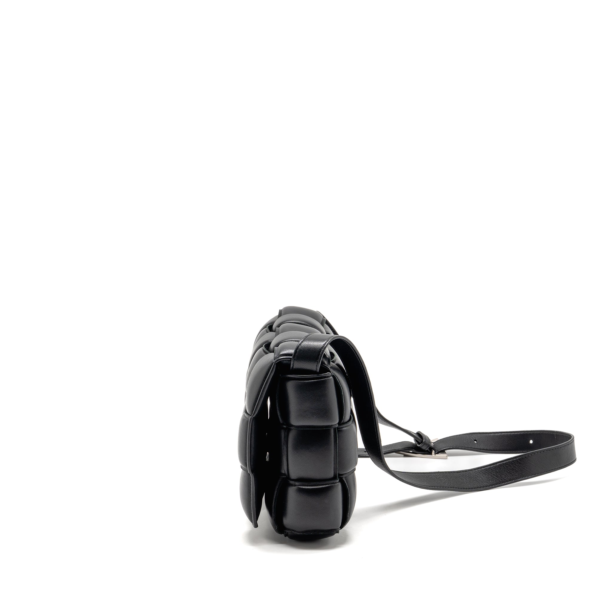 bottega-veneta-padded-cassette-lambskin-black-shw