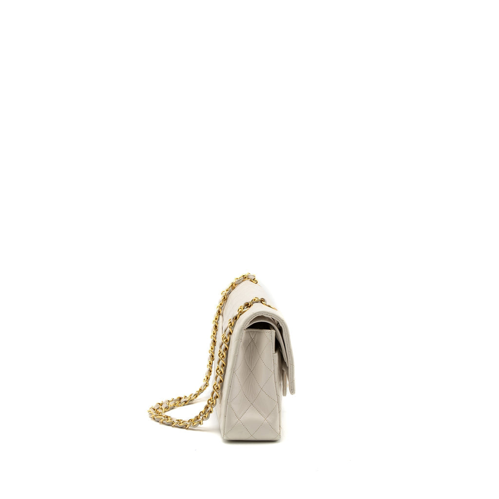 chanel-medium-classic-double-flap-bag-lambskin-white-ghw