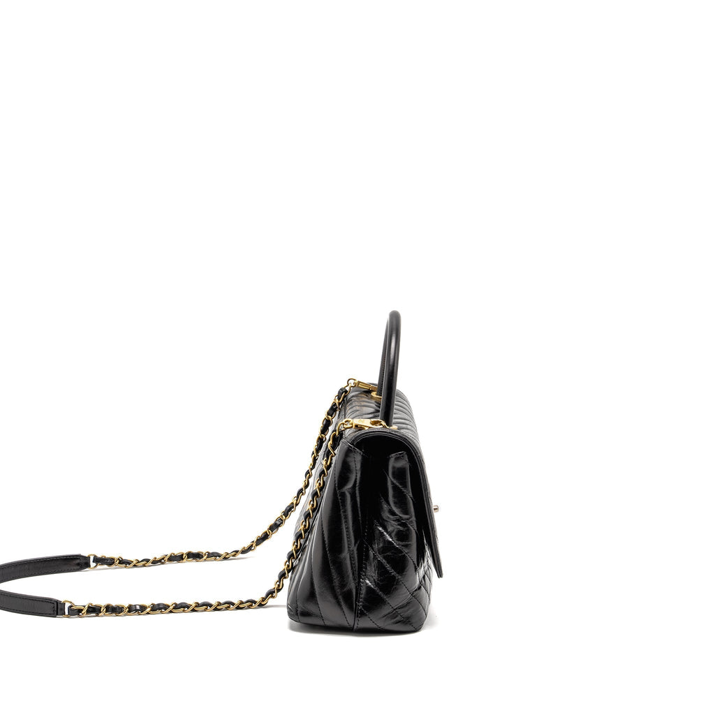 chanel-medium-coco-handle-chevron-calfskin-black-ghw-copy