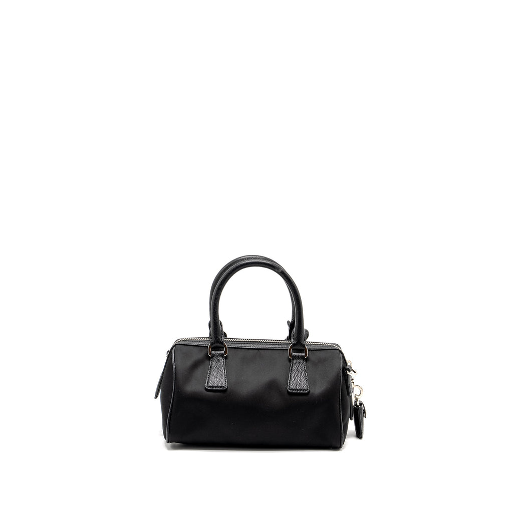 prada-top-handle-re-edition-2005-nylon-bag-black-shw