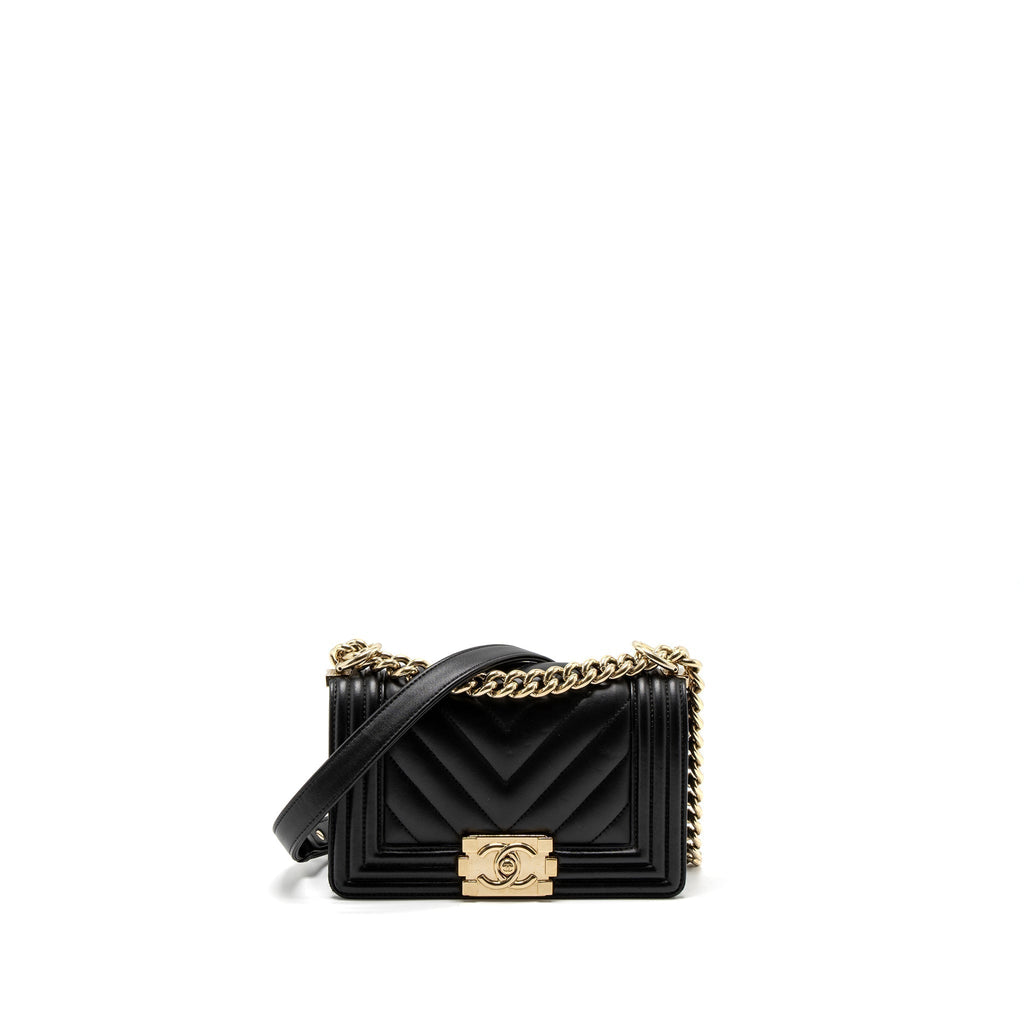 chanel-small-chevron-boy-bag-lambskin-black-ghw