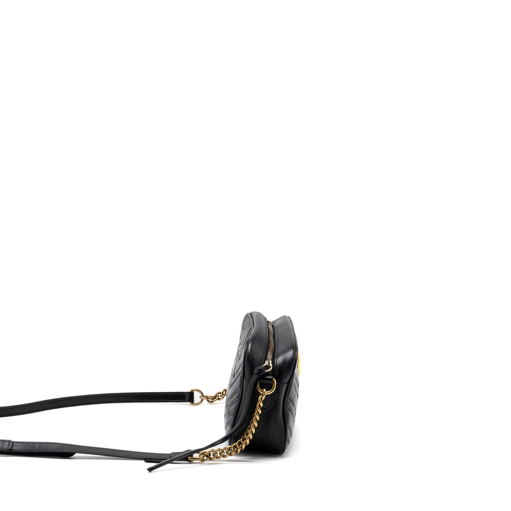 gucci-gg-marmont-small-matelasse-shoulder-bag-calfskin-black-ghw-1
