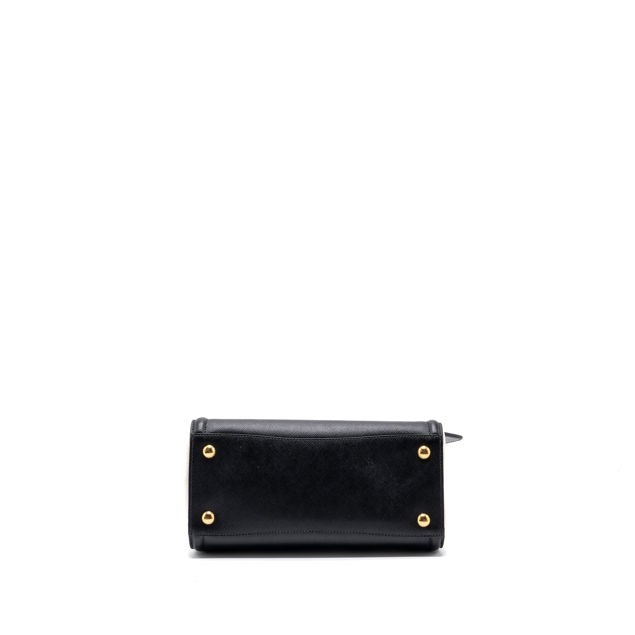 prada-tote-bag-saffiano-calfskin-leather-black-white-ghw