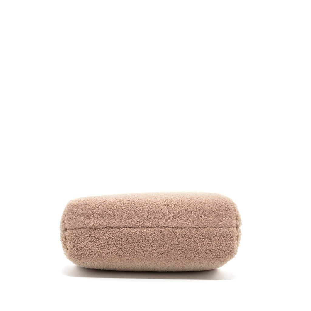 fendi-first-medium-lambskin-shearling-light-beige-ghw