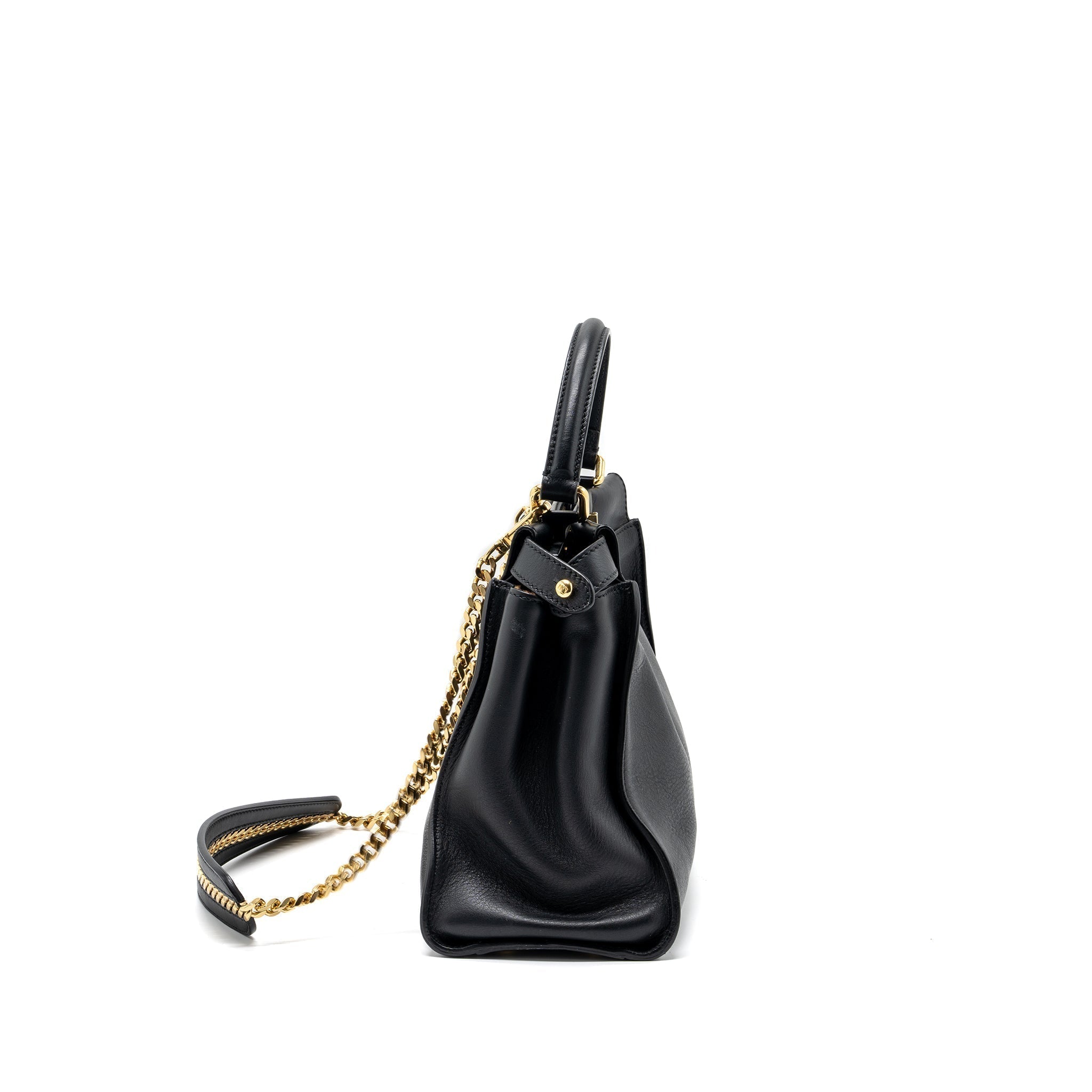 fendi-medium-peekaboo-bag-leather-black-ghw