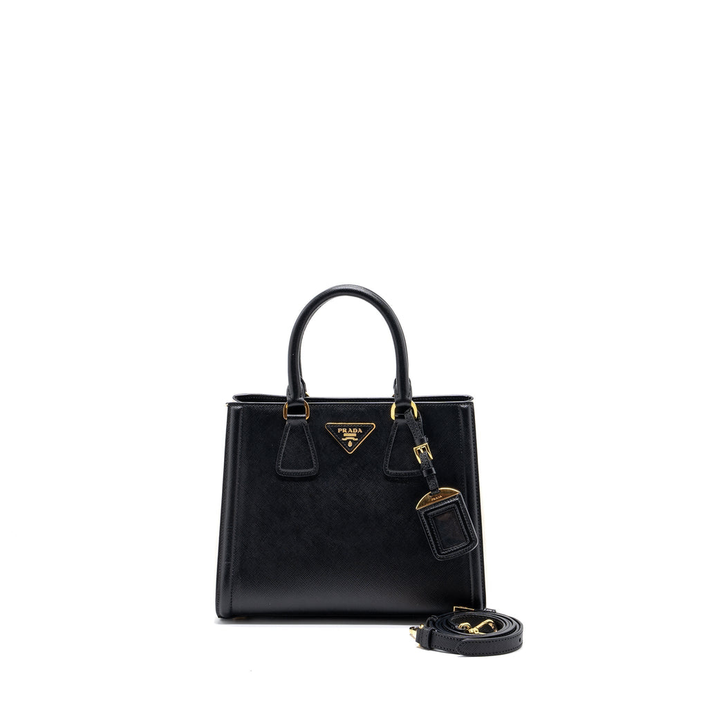 prada-tote-bag-saffiano-calfskin-leather-black-white-ghw