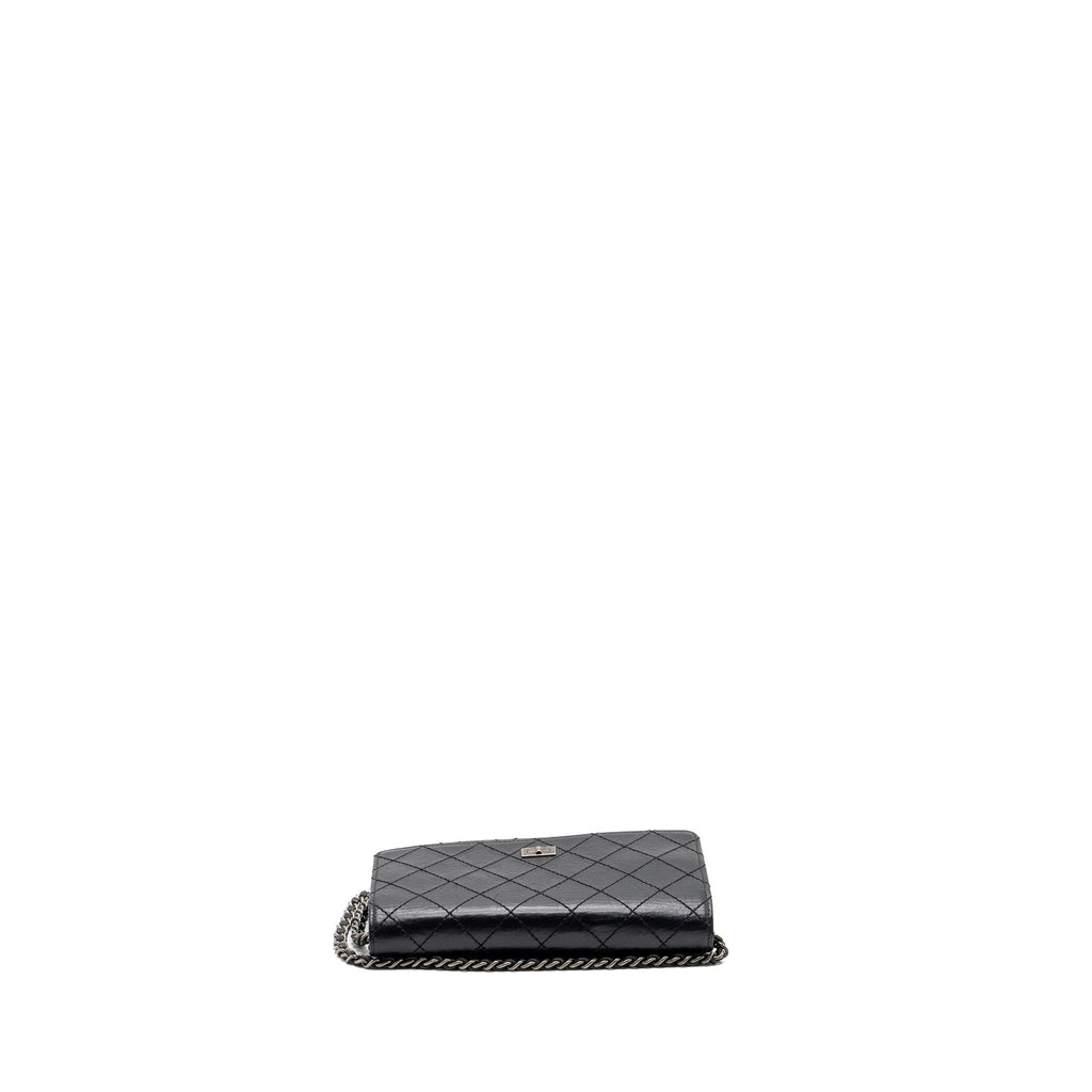 chanel-2-55-reissue-wallet-on-chain-calfskin-black-ruthenium-hardware