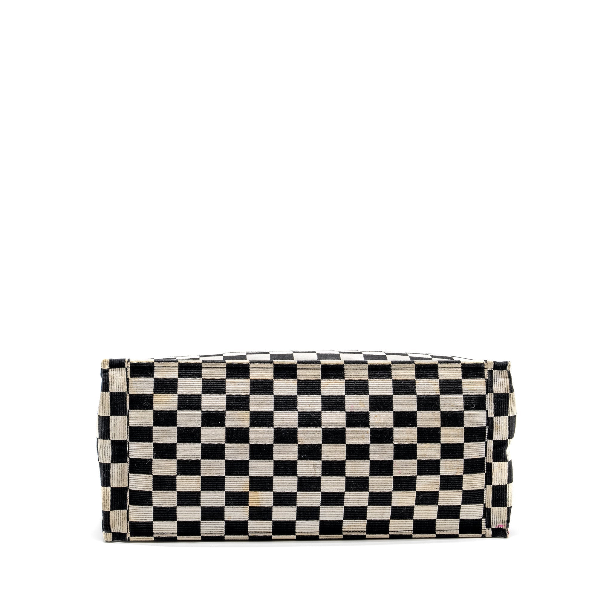 dior-large-book-tote-embroidered-canvas-black-white
