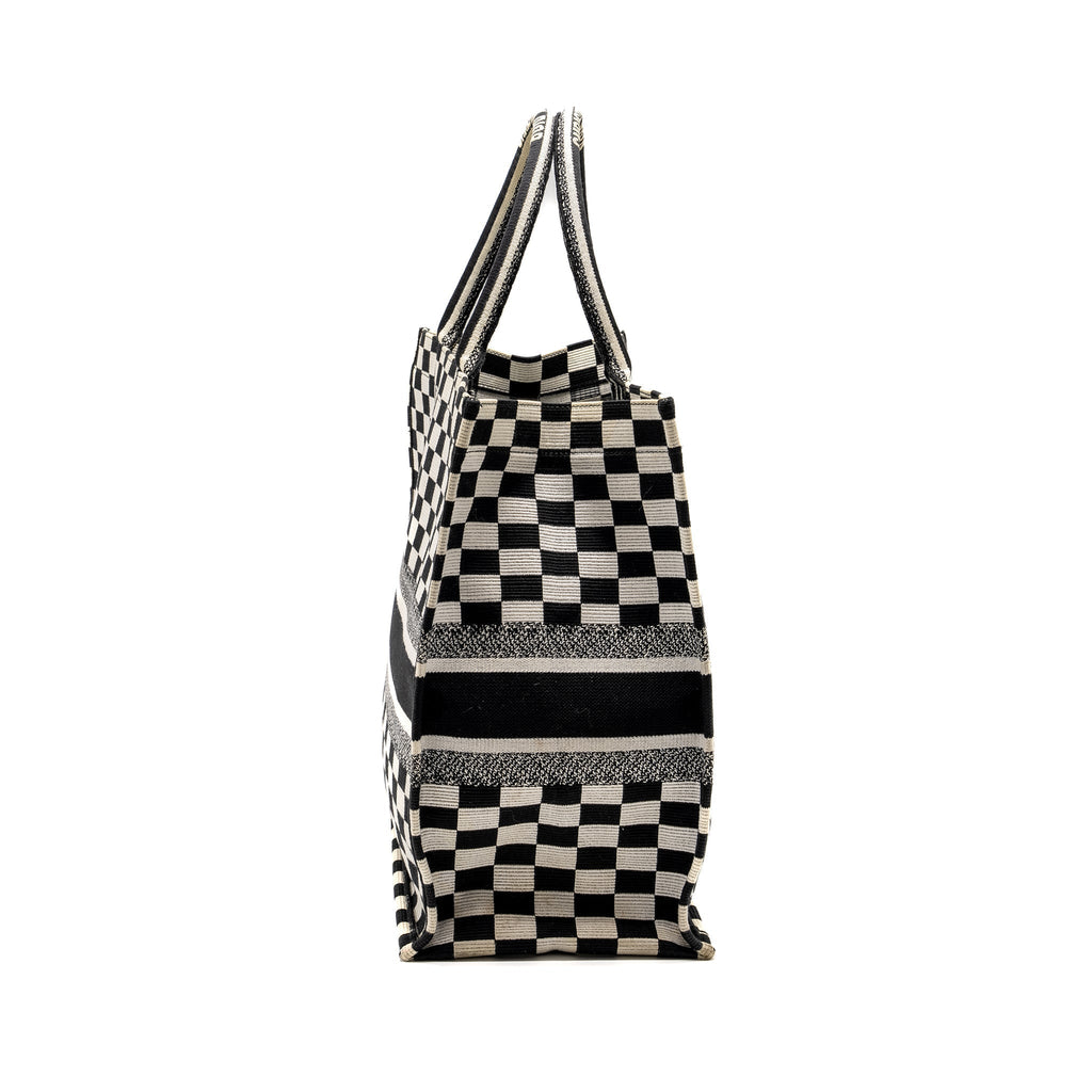 dior-large-book-tote-embroidered-canvas-black-white