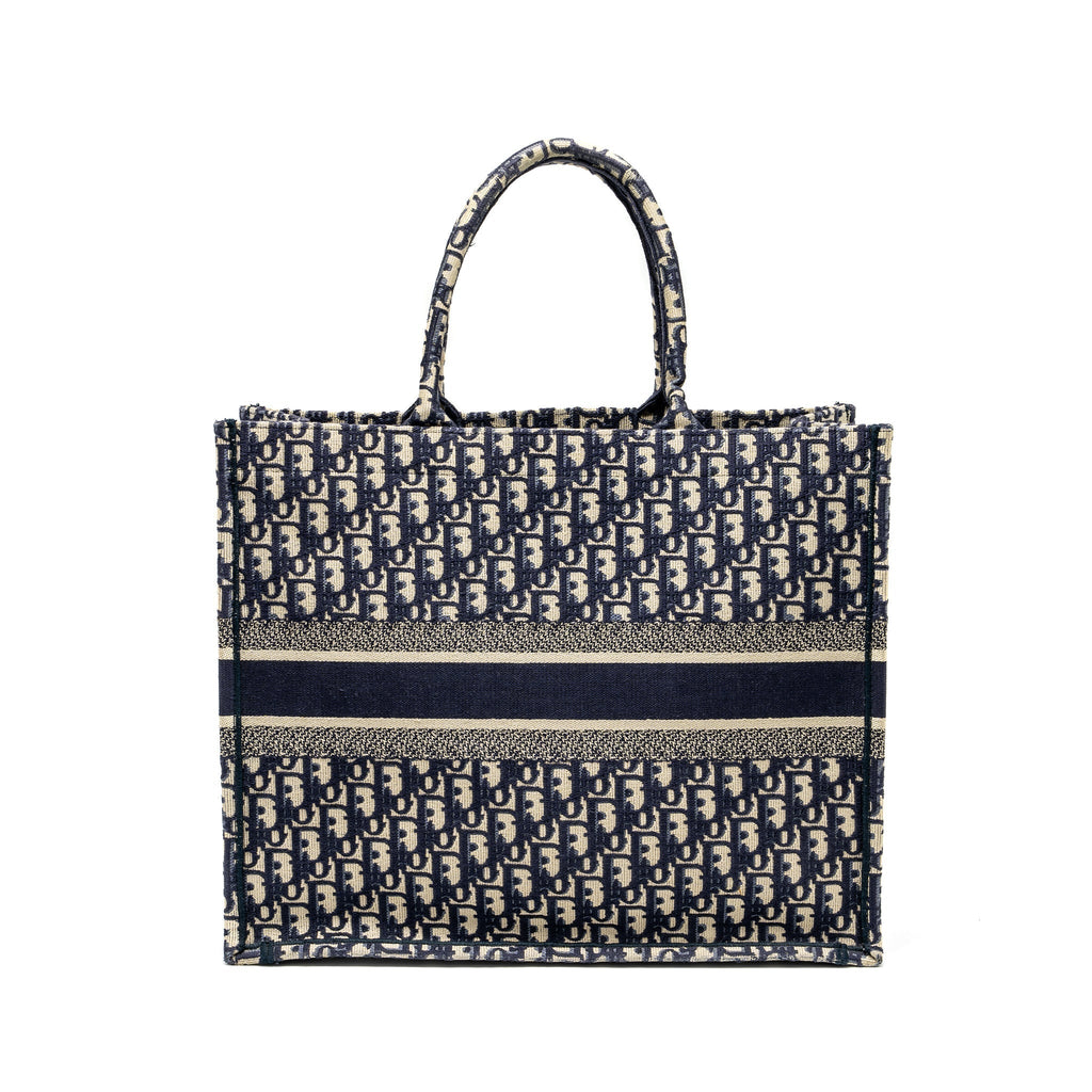 dior-large-book-tote-blue-oblique-embroidery-copy