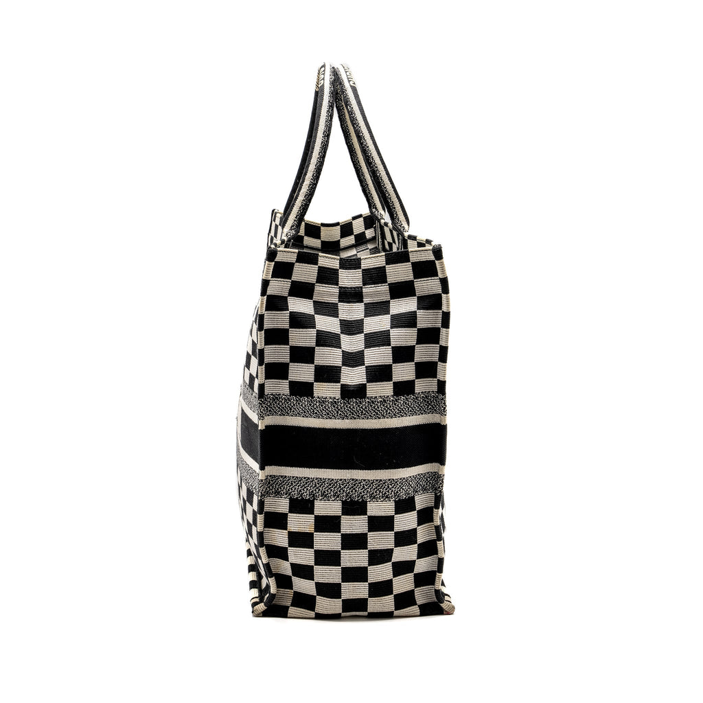 dior-large-book-tote-embroidered-canvas-black-white