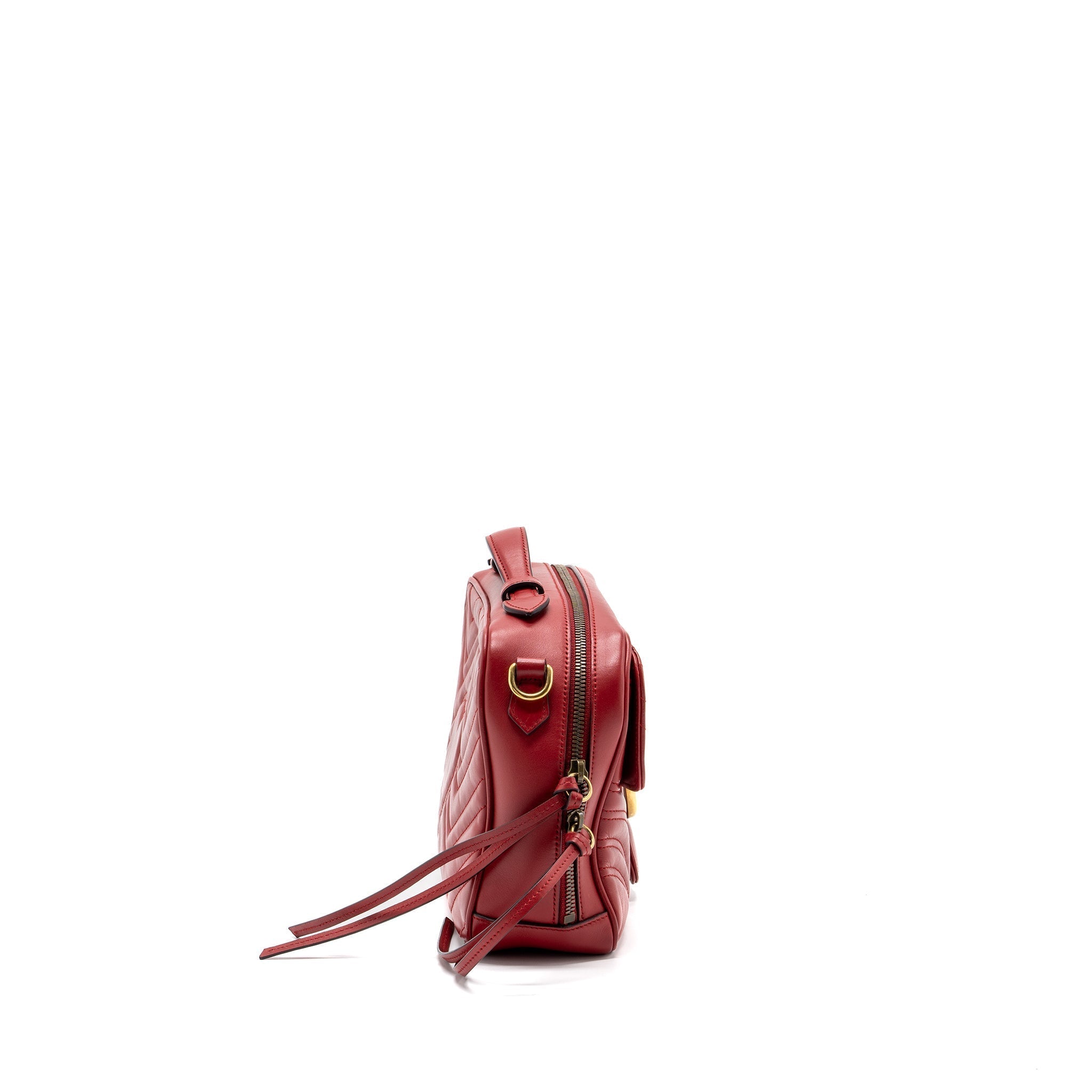 gucci-gg-marmont-matelasse-shoulder-bag-calfskin-red-ghw