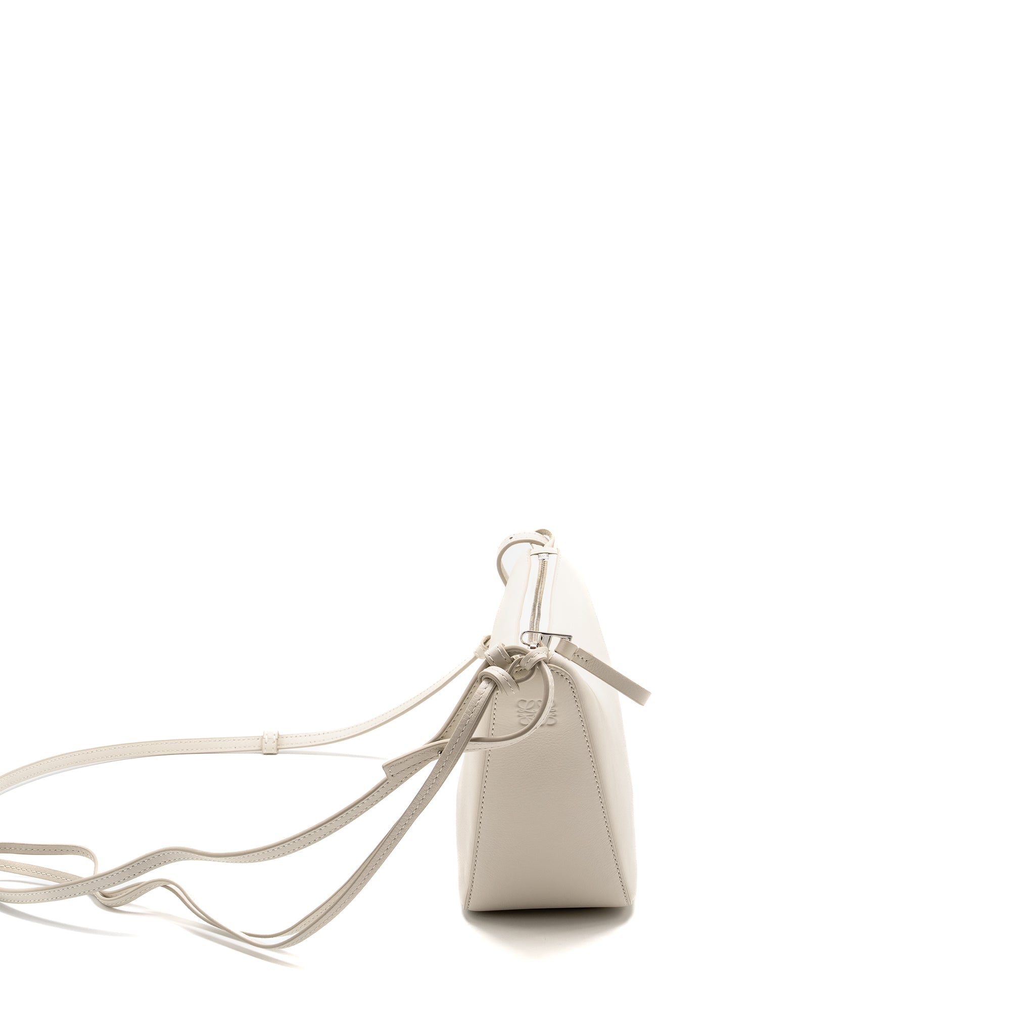 loewe-mini-hammock-hobo-classic-calfskin-white-shw