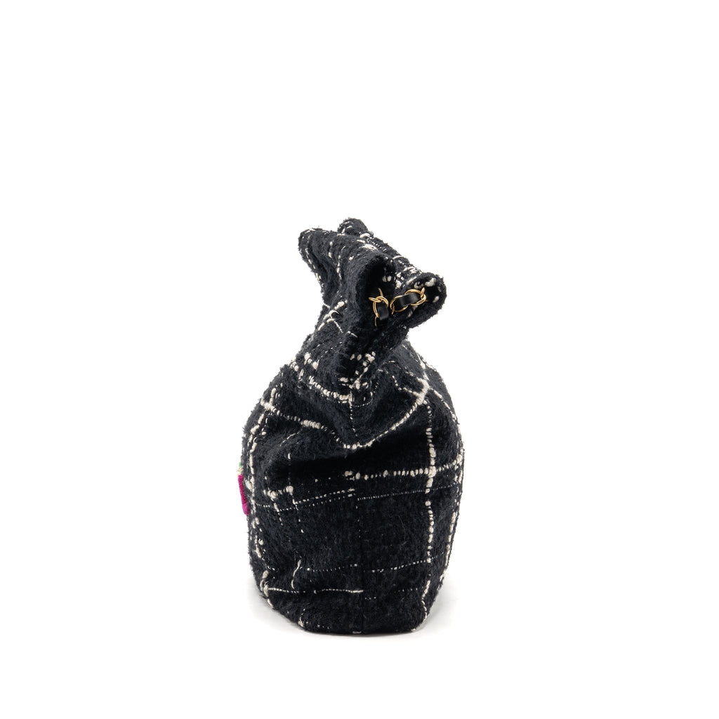chanel-medium-22-bag-quilted-tweed-black-multicolour-microchip