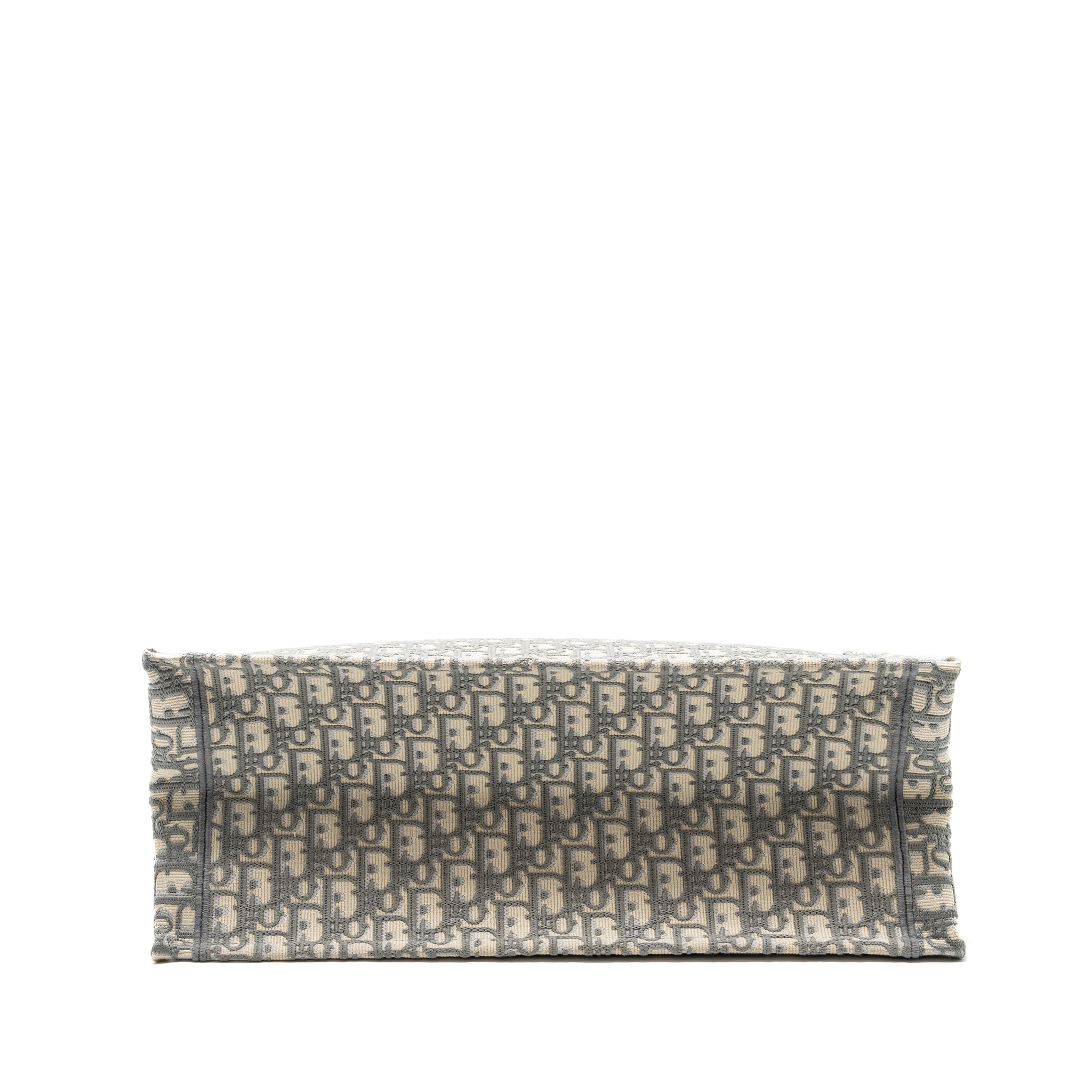 dior-large-book-tote-dior-oblique-embroidery-ecru-grey-1