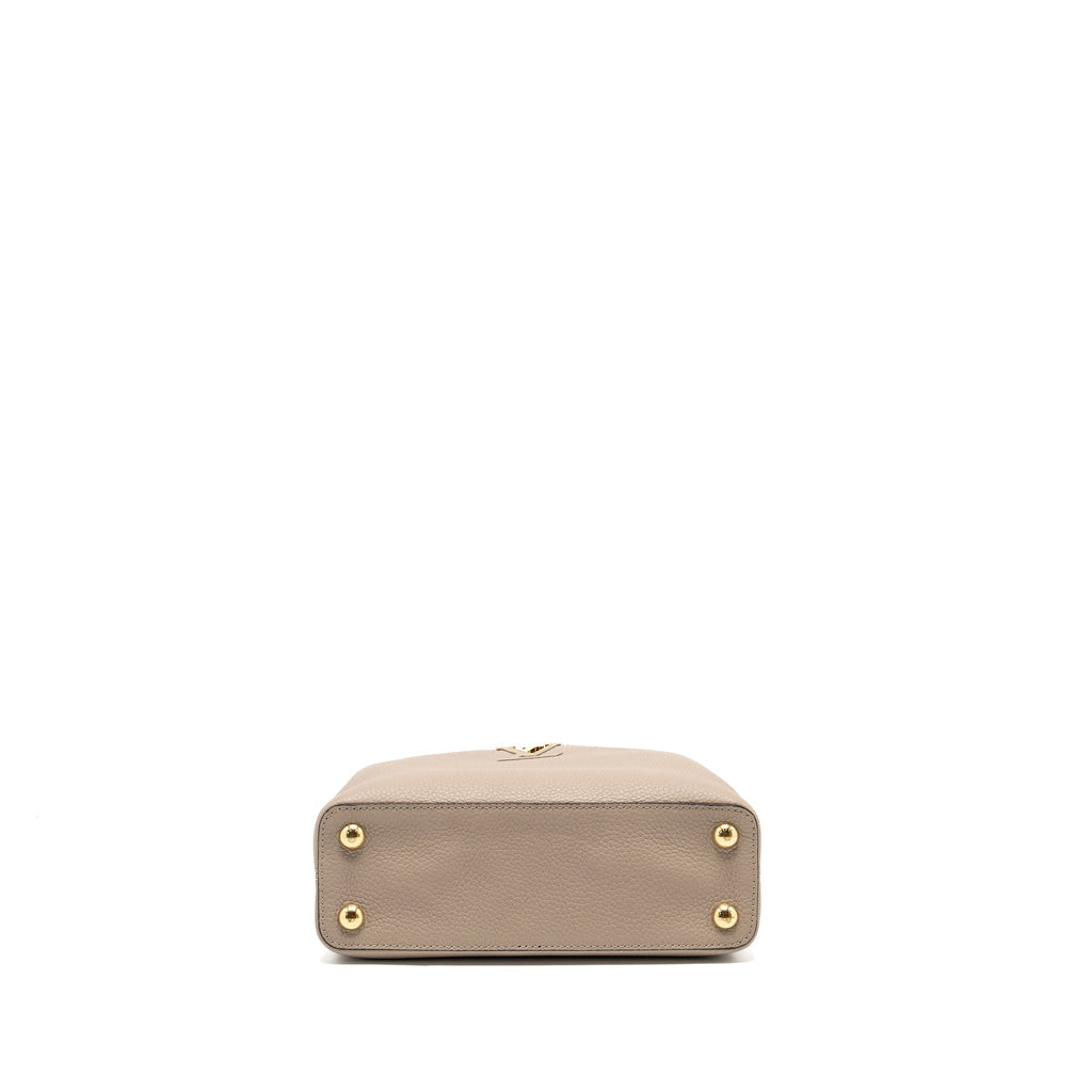louis-vuitton-capucines-bb-taurillon-leather-galet-ghw