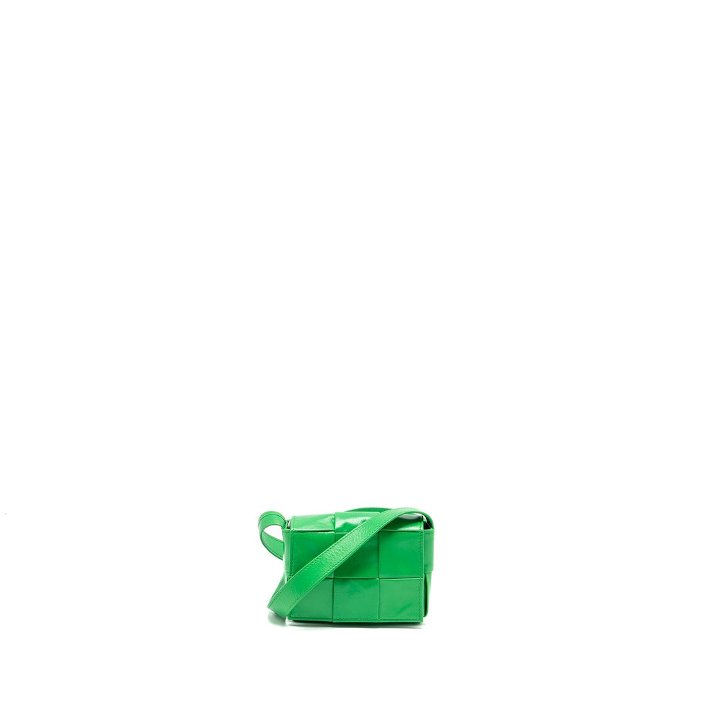 bottega-veneta-intreccio-cassette-mini-bag-lambskin-green