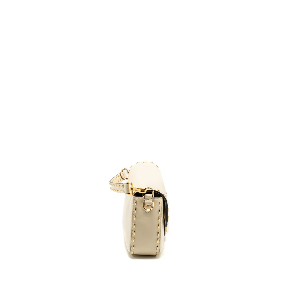 fendi-vitello-king-metal-stitch-baguette-lambskin-white-ghw