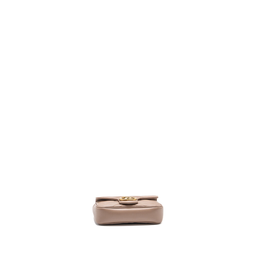 gucci-super-mini-gg-marmont-bag-calfskin-beige-ghw