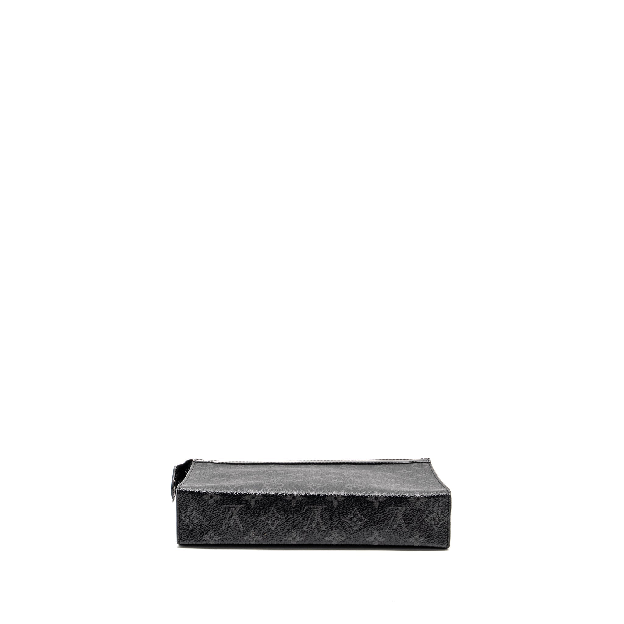 louis-vuitton-pochette-voyage-monogram-canvas-black-shw