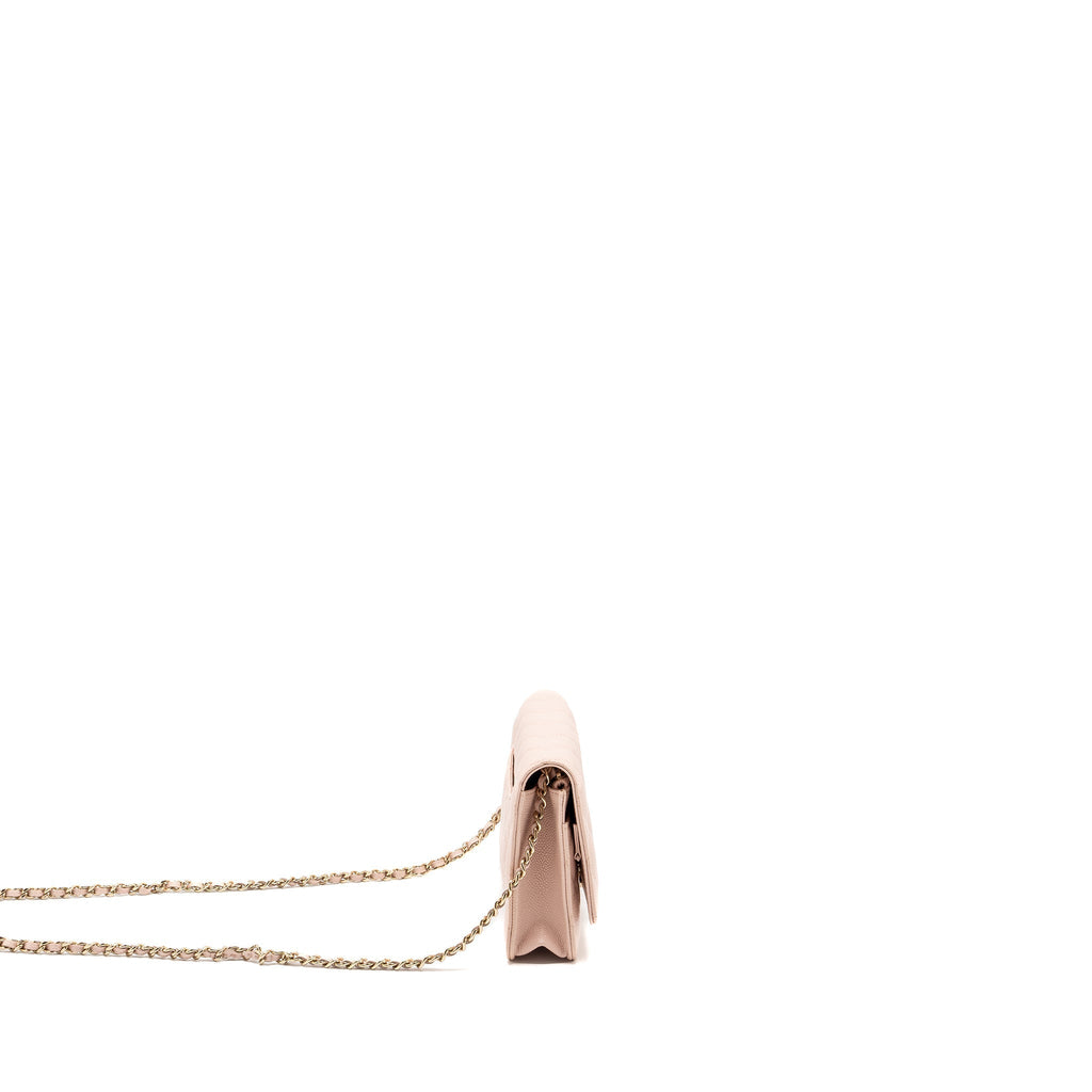 chanel-enamel-logo-quilted-wallet-on-chain-caviar-light-pink-lghw