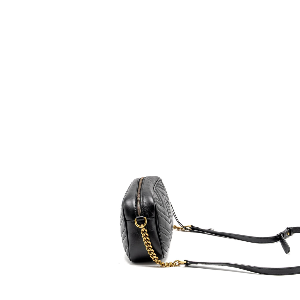 gucci-marmont-camera-bag-calfskin-black-ghw