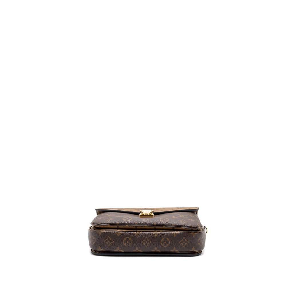 louis-vuitton-pochette-metis-reverse-monogram-canvas-ghw-1