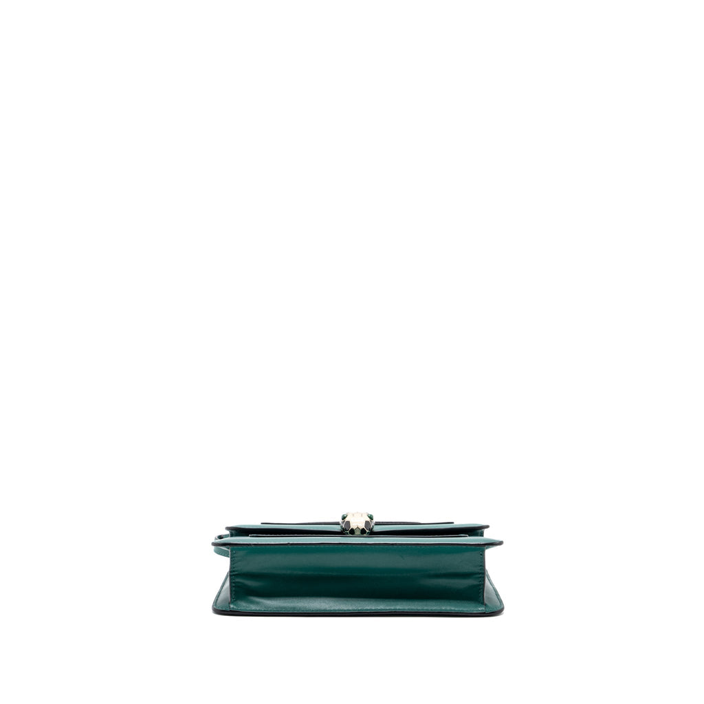 bvlgari-serpenti-forever-chain-bag-calfskin-green-lghw-2
