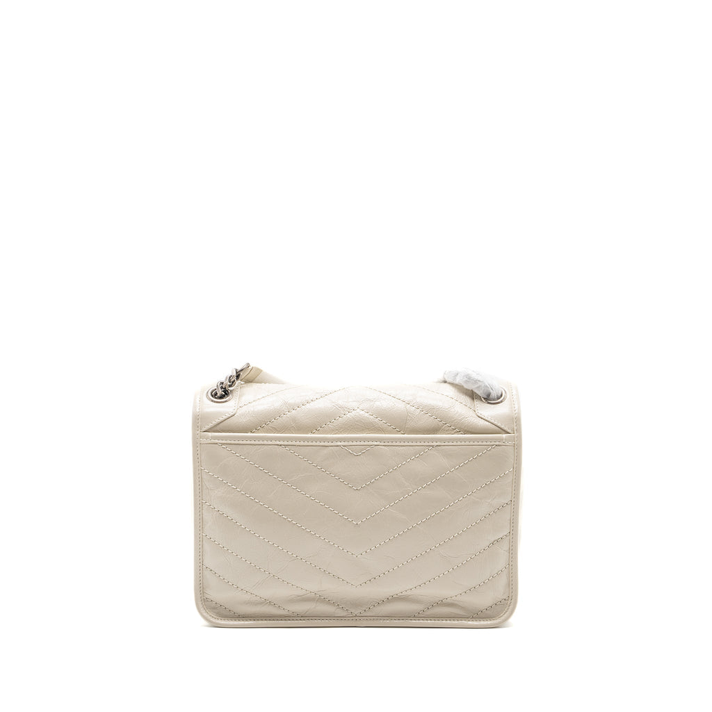 saint-laurent-medium-niki-calfskin-blanc-shw